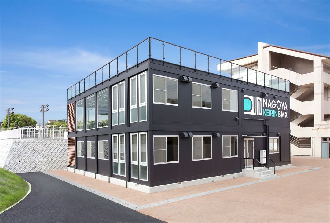 愛知県名古屋市100㎡以上（30坪以上）の事務所（会社事務所）のユニットハウス・プレハブ・コンテナハウス、外観 左アングル