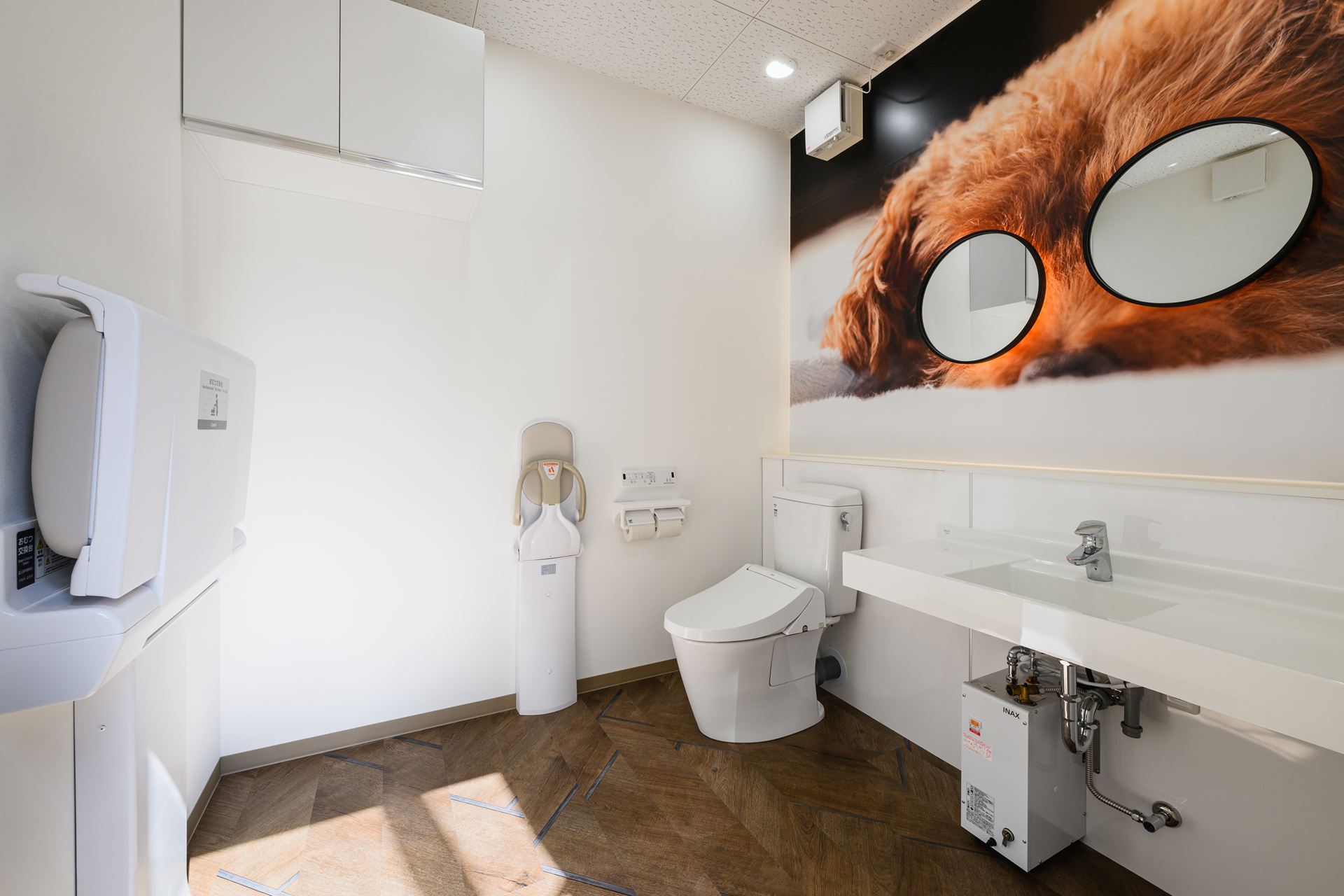 愛知県名古屋市100㎡以上（30坪以上）の店舗(自動車・ペット用品・カーオーディオ販売)のユニットハウス・プレハブ・コンテナハウス、トイレ