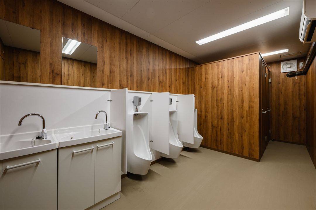 100㎡以上（30坪以上）の建設現場事務所/休憩所のユニットハウス・プレハブ・コンテナハウス、トイレ