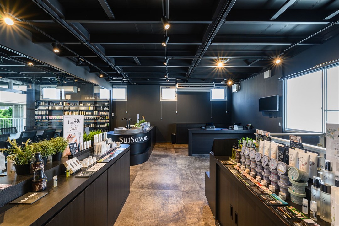 沖縄県那覇市の事務所(会社事務所)/研修スペースのユニットハウス・プレハブ・コンテナハウス、内観 研修スペース