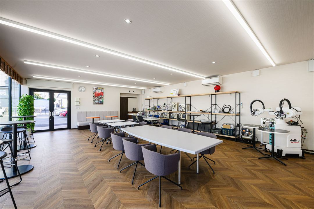 愛知県名古屋市50〜100㎡ (15〜30坪)の店舗(ショールーム)のユニットハウス・プレハブ・コンテナハウス、内観 商談スペース