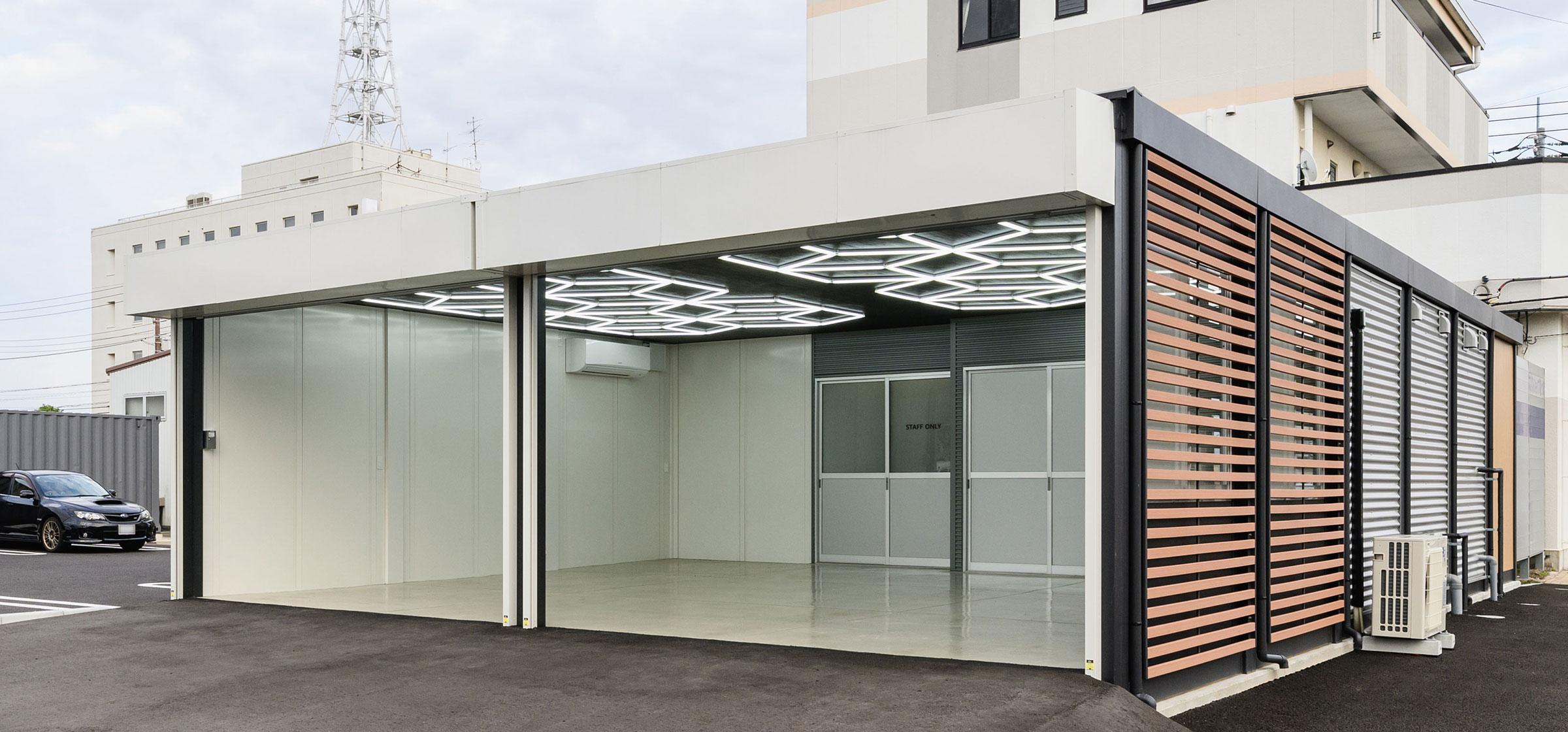 茨城県龍ヶ崎市50〜100㎡ (15〜30坪)の休憩所/車庫のユニットハウス・プレハブ・コンテナハウス