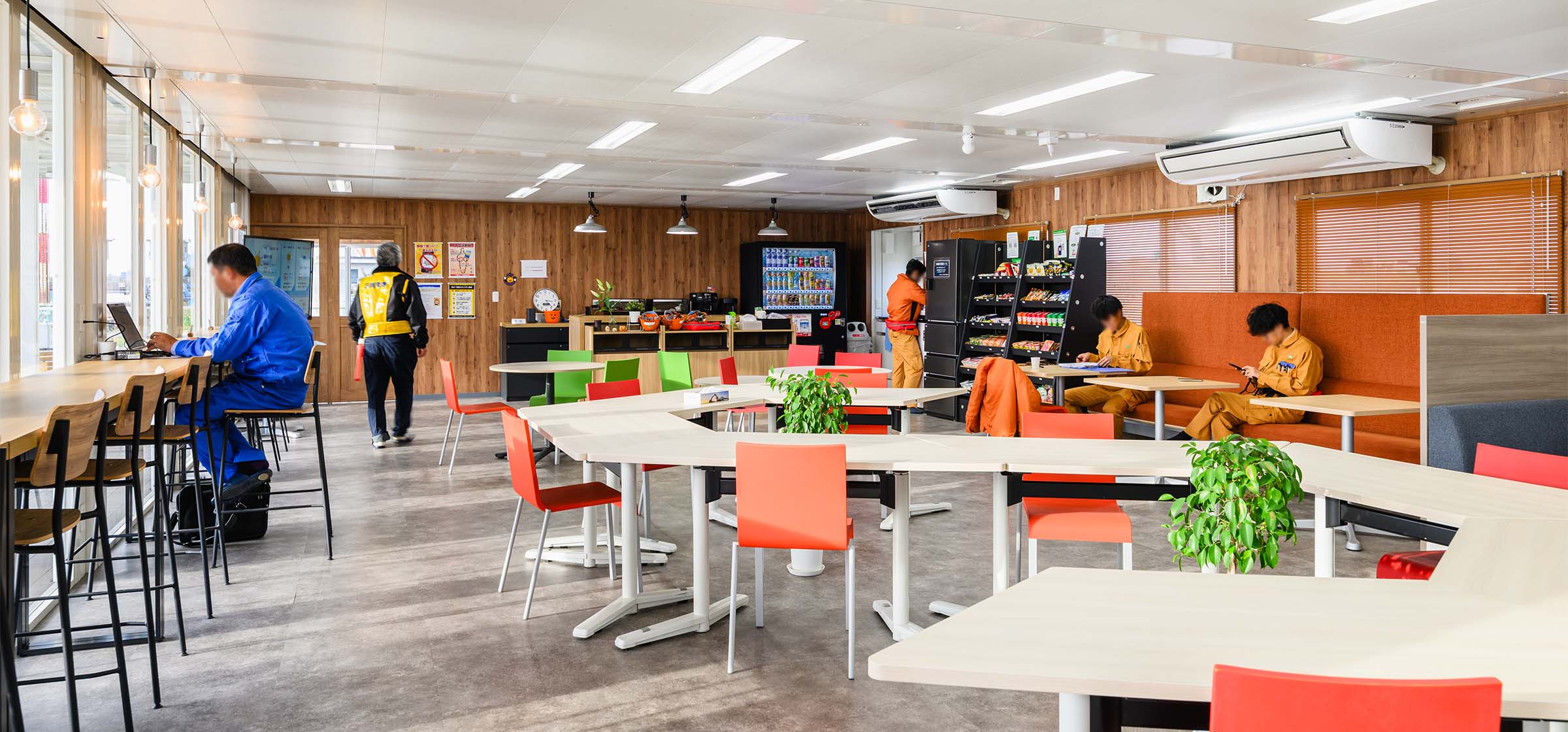 100㎡以上（30坪以上）の建設現場事務所/休憩所のユニットハウス・プレハブ・コンテナハウス