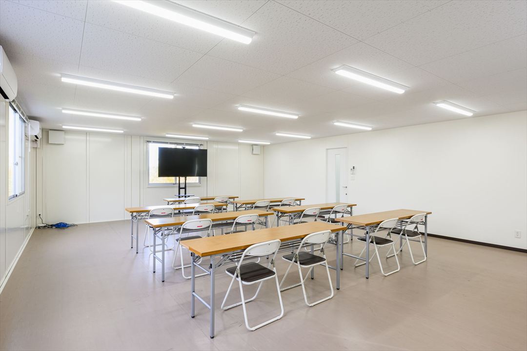 東京都板橋区100㎡以上（30坪以上）の事務所(会社事務所)のユニットハウス・プレハブ・コンテナハウス、会議室