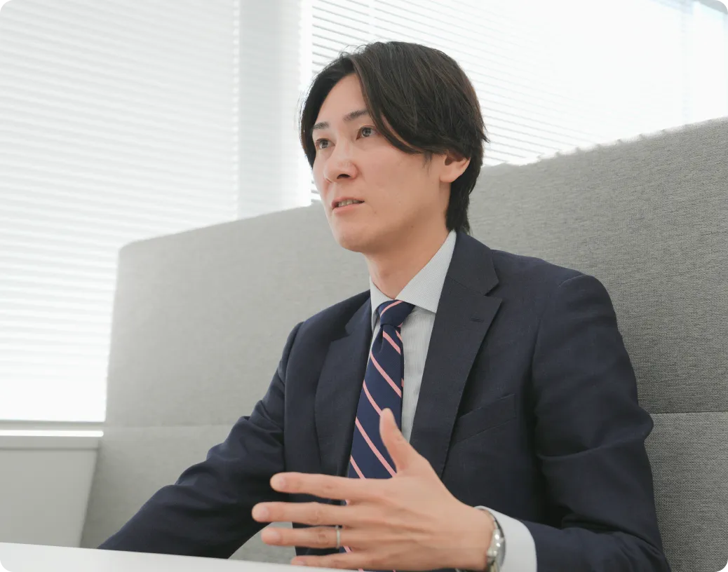 「医療へのアクセス」を変革する。
現場と対等に向き合うDXの開拓者へ