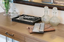 香水に使用期限はあるの？期限や劣化の目安、正しい保管方法を知ろう