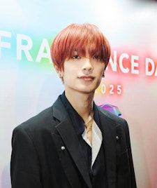 「香水はファッションの一部」高橋恭平が愛する“メンバーの香り”も告白