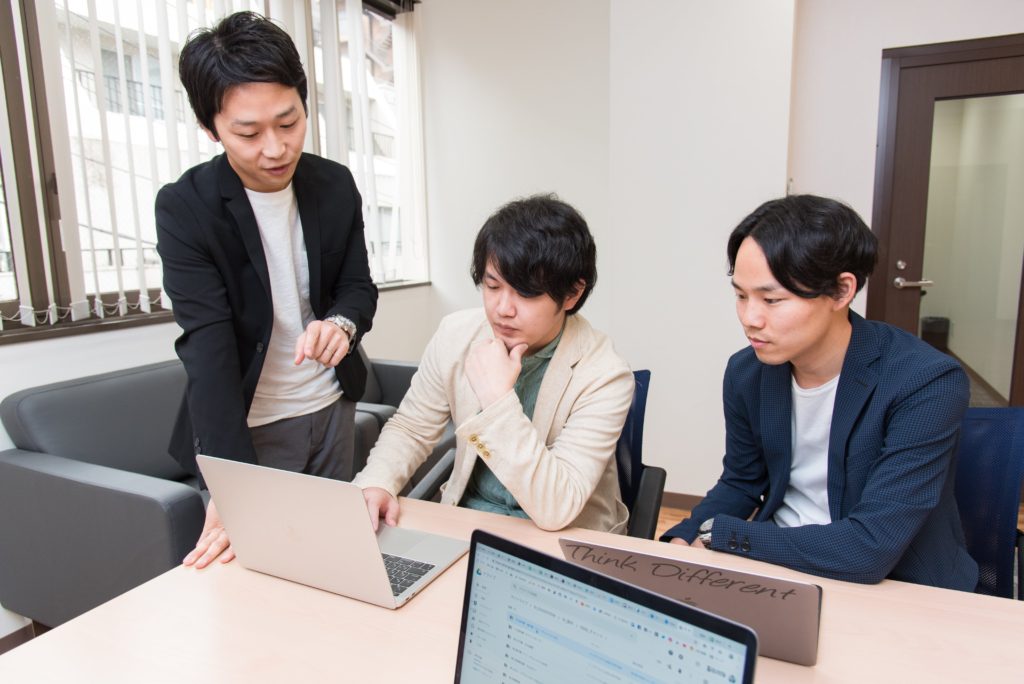 複業メンバーによるシステム開発をやってみて【振り返りと今後の対策】