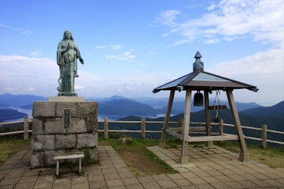 Statue of the goddess of worship