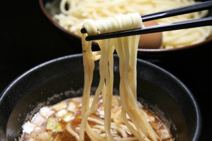 はんつ遠藤のラーメン教室 第22回 つけめんは 麺と汁との分離の利点を考慮すべし 宅麺 Com
