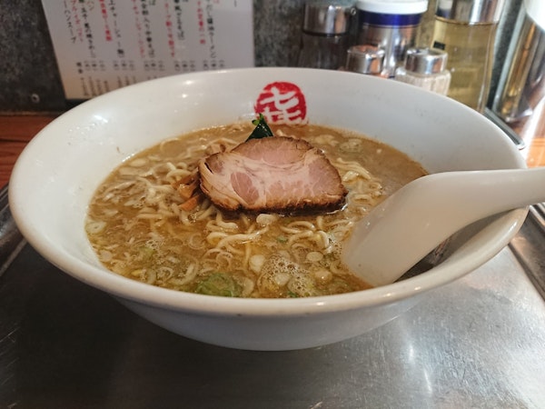 ここだけは押さえたい 松戸の人気ラーメン店10選まとめ 宅麺 Com