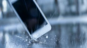 iPhoneが壊れた！画面が割れた！すぐに修理ができない時の対処法