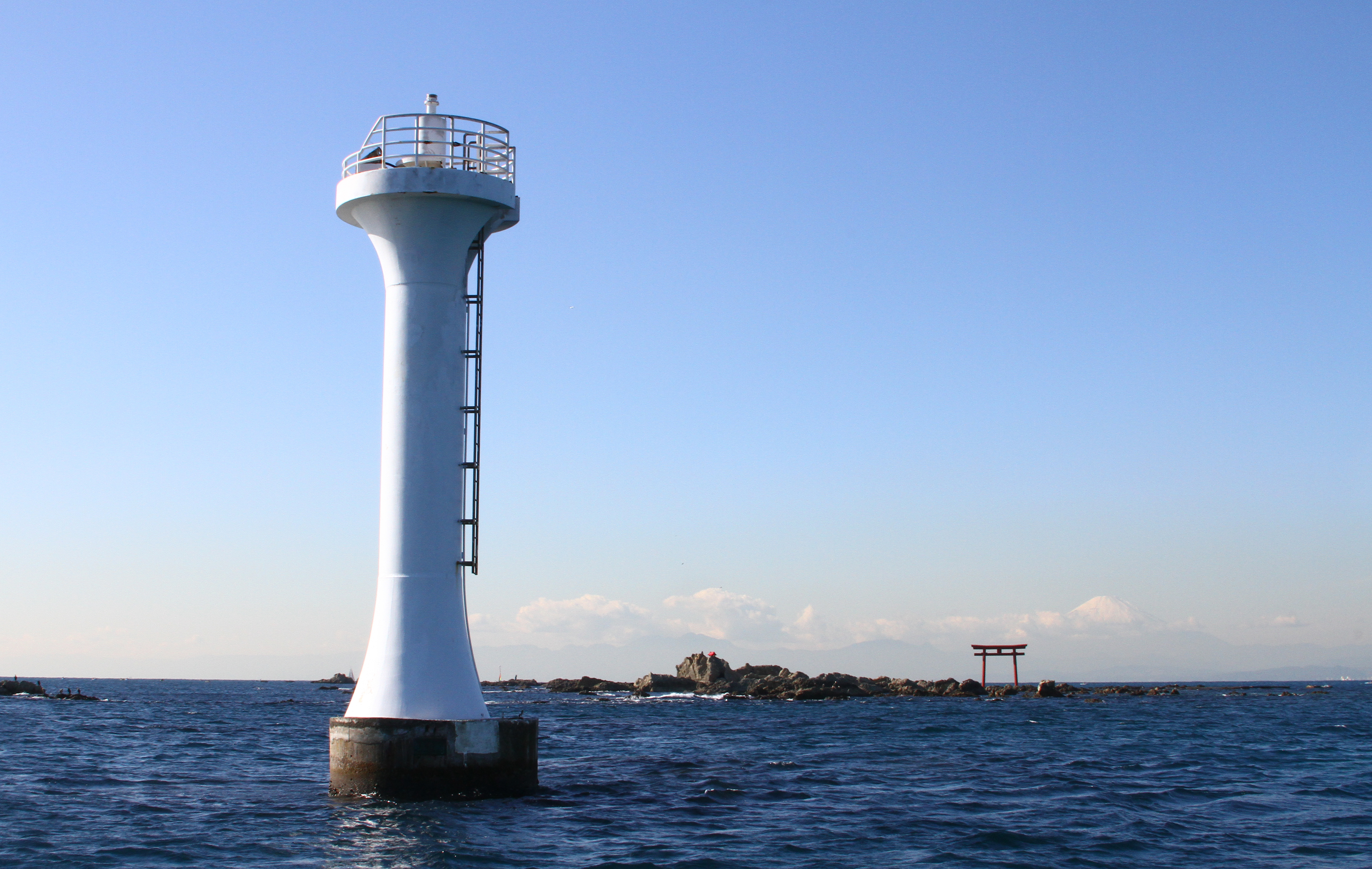 大海原を駆け巡ろう 江の島 裕次郎灯台周遊クルージング 三浦cocoon 三浦半島からのあたらしいすごしかた提案