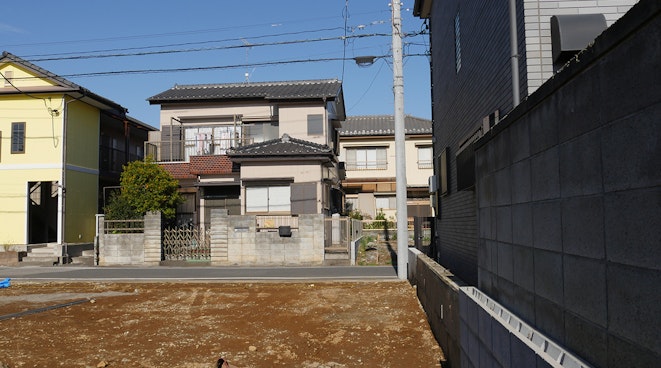exterior_004.jpg