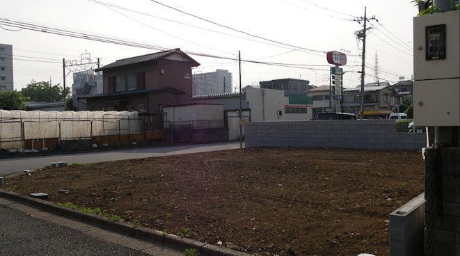 exterior_003.jpg