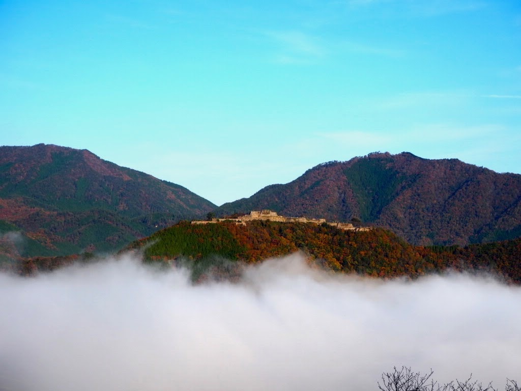 竹田城の雲海が綺麗に見られる条件 雲海が発生しやすい時期や天気は Recotrip レコトリップ