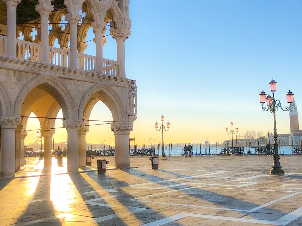 サンマルコ広場 ブラーノ島 ミケランジェロ広場 写真映えイタリア観光 Recotrip レコトリップ