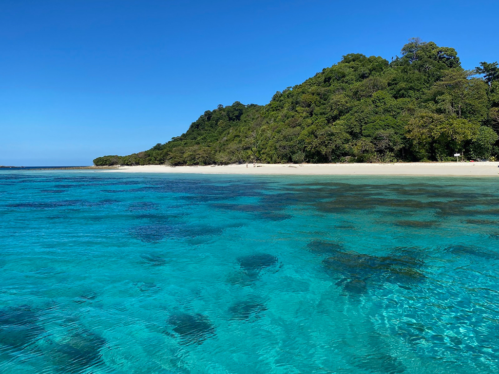 プーケットの島ツアーは観光の穴場 綺麗な海を楽しむプーケット旅行 Recotrip レコトリップ