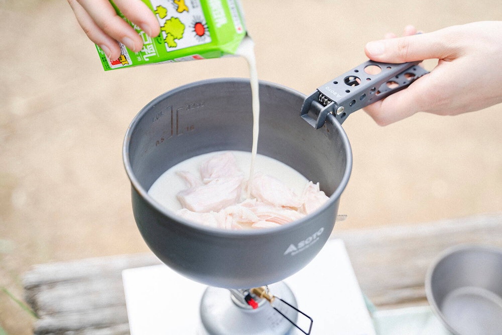 かんたん、おいしい!山ごはんのレシピと道具