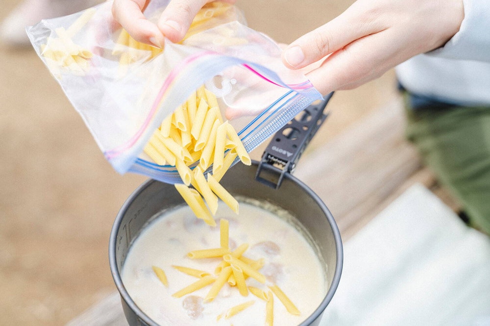 かんたん、おいしい!山ごはんのレシピと道具