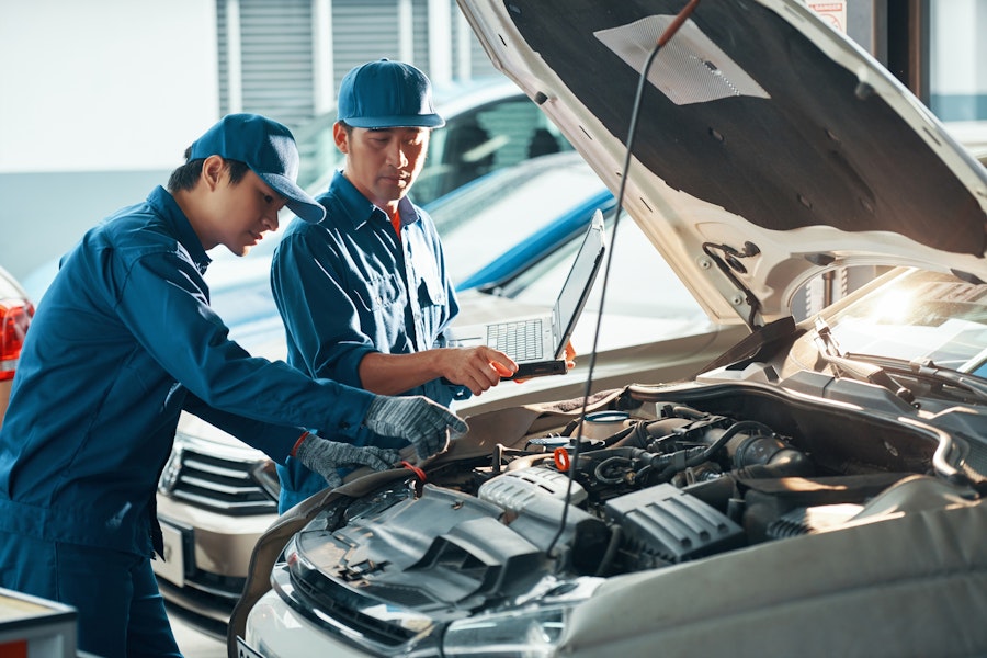 自動車整備士の年収は 給料アップ方法からシニア整備士の転職術 シニアタイムズ シニアジョブ